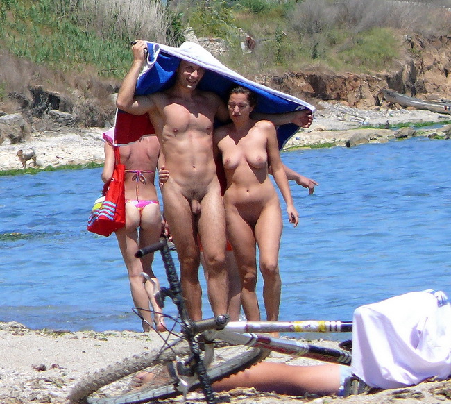 Nudistas, otro morbo